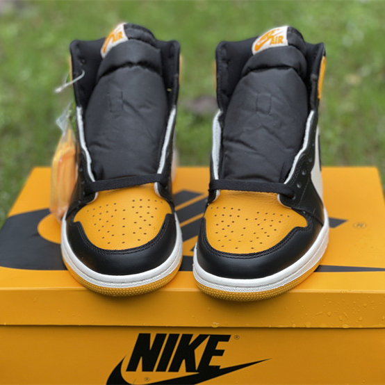 Air Jordan 1 High OG 'Yellow Toe' Sneaker  555088-711 - DesignerGu