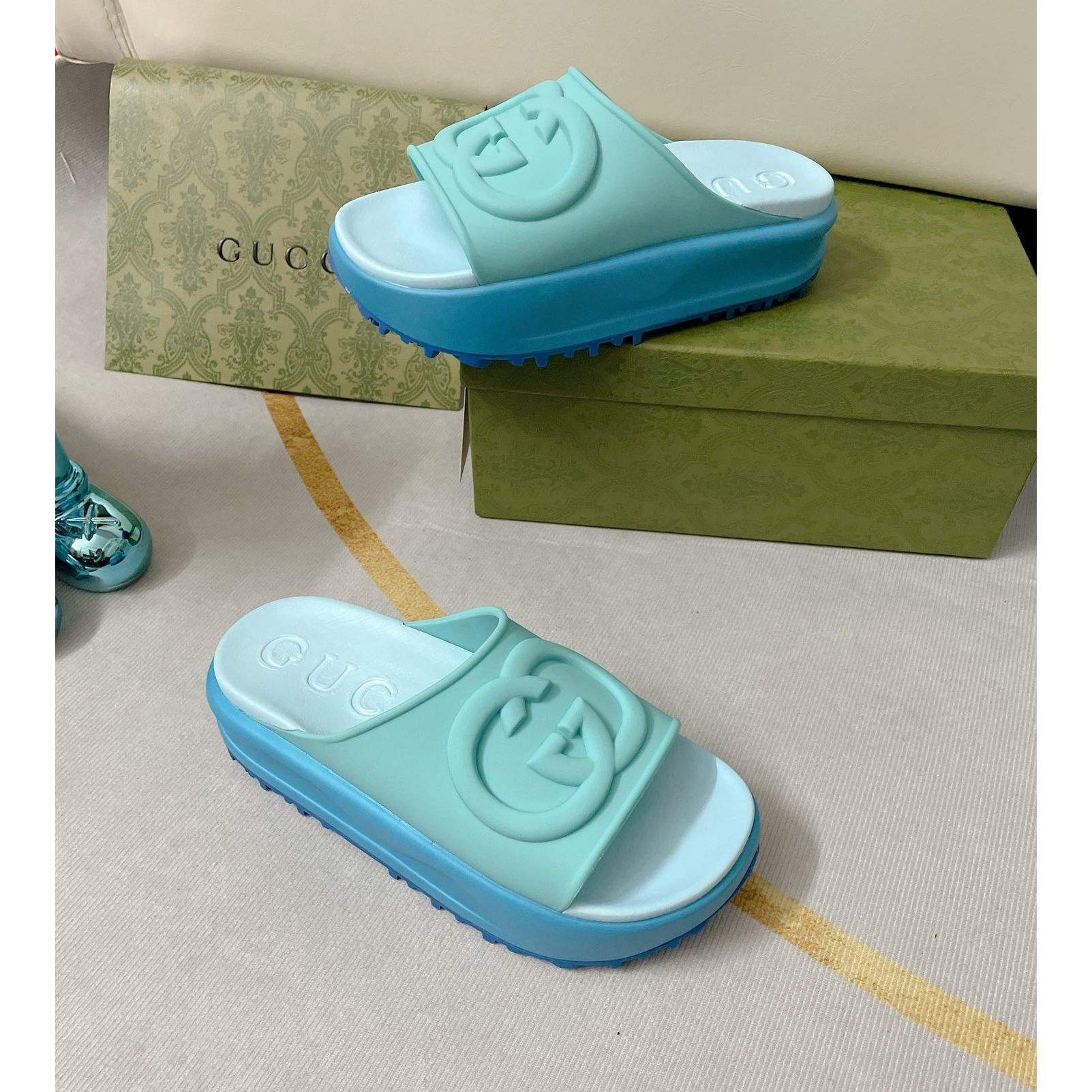 Gucci GG Thick soled slippers - DesignerGu