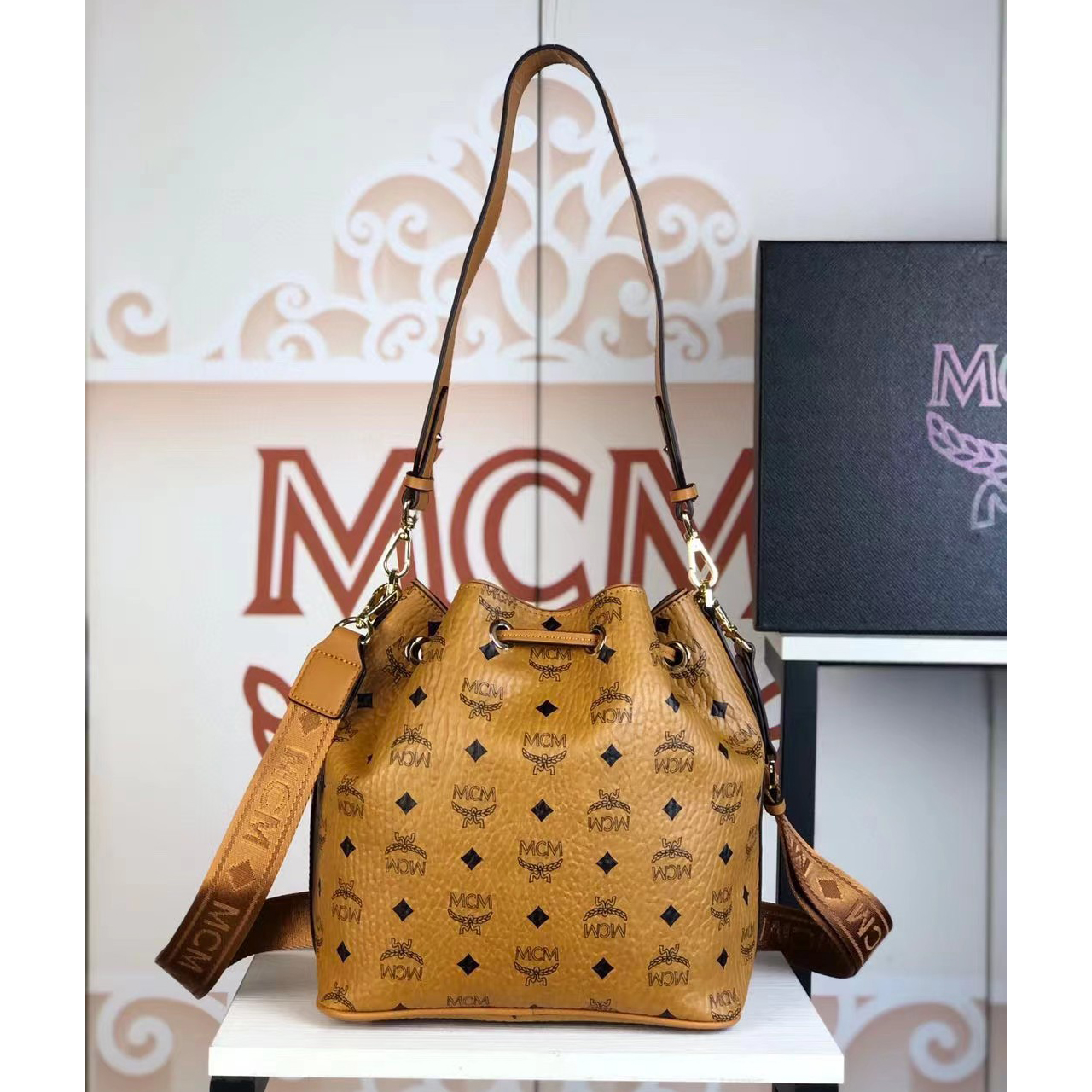 MCM Dessau Drawstring Bag In Visetos(24-25-15CM) - DesignerGu