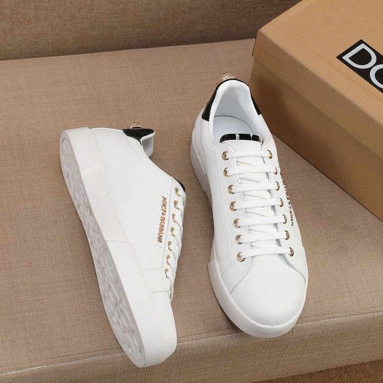 Dolce & Gabbana Sneakers In White - DesignerGu