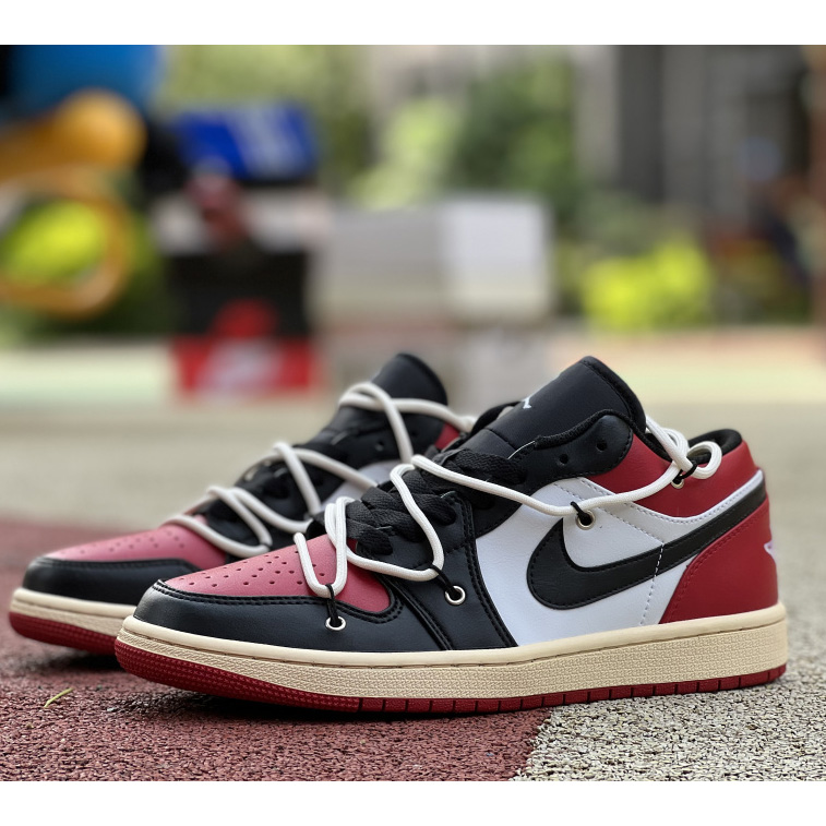 Jordan  Air 1 Low 'Chicago' Sneaker   553558-612 - DesignerGu