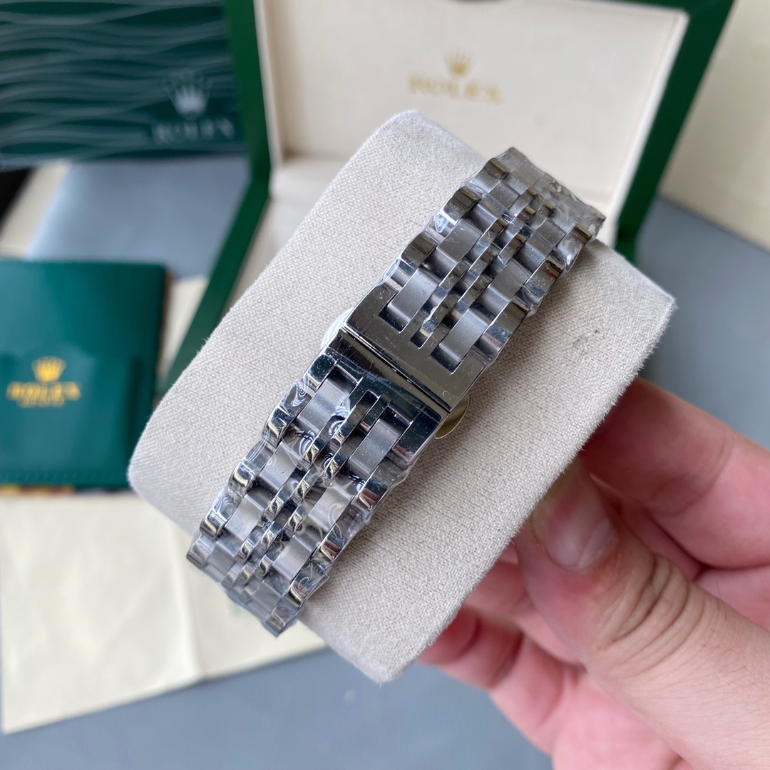 Rolex Watch    40mm - DesignerGu