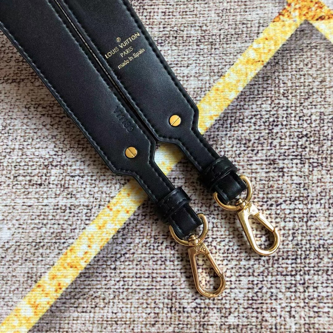 Louis Vuitton Shoulder Strap (0.2x3x105cm) - DesignerGu