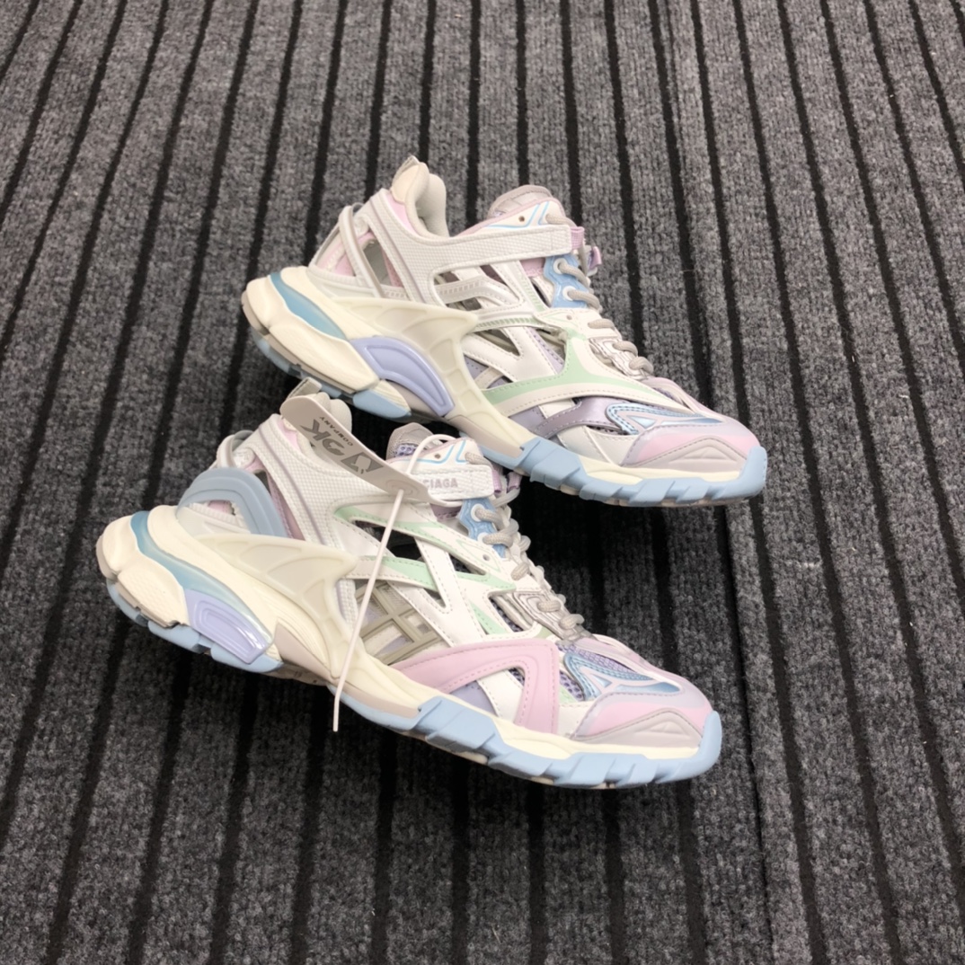 Balenciaga Track.2 Sneaker - DesignerGu