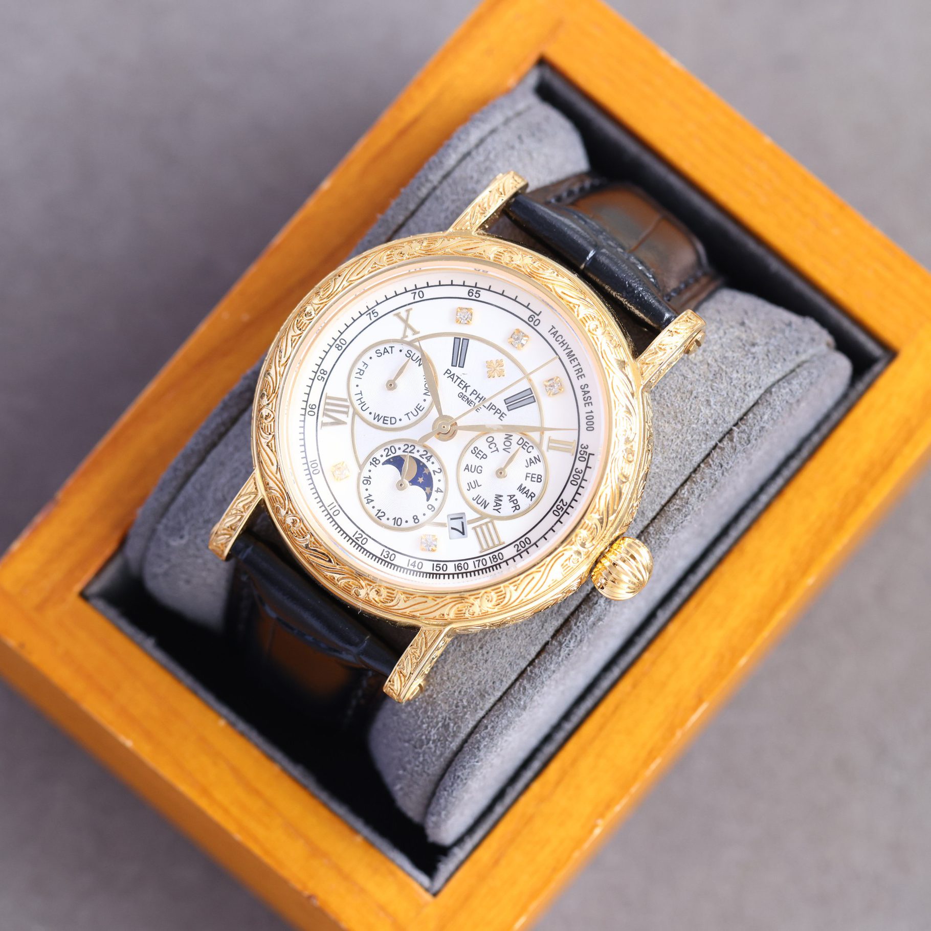 Patek Philipps Sa Watch  42mm - DesignerGu