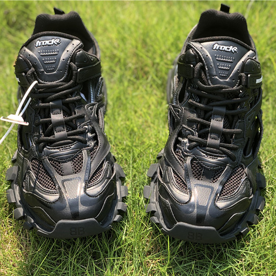 Balenciaga Track 4.0 Sneaker - DesignerGu