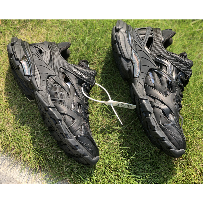 Balenciaga Track 4.0 Sneaker - DesignerGu