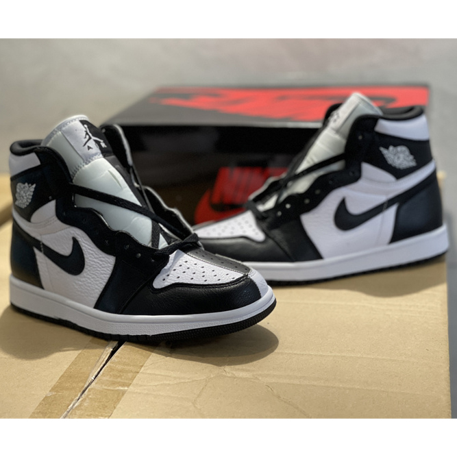 Air Jordan 1 High OG'Invert' Sneaker   DR0501-101 - DesignerGu