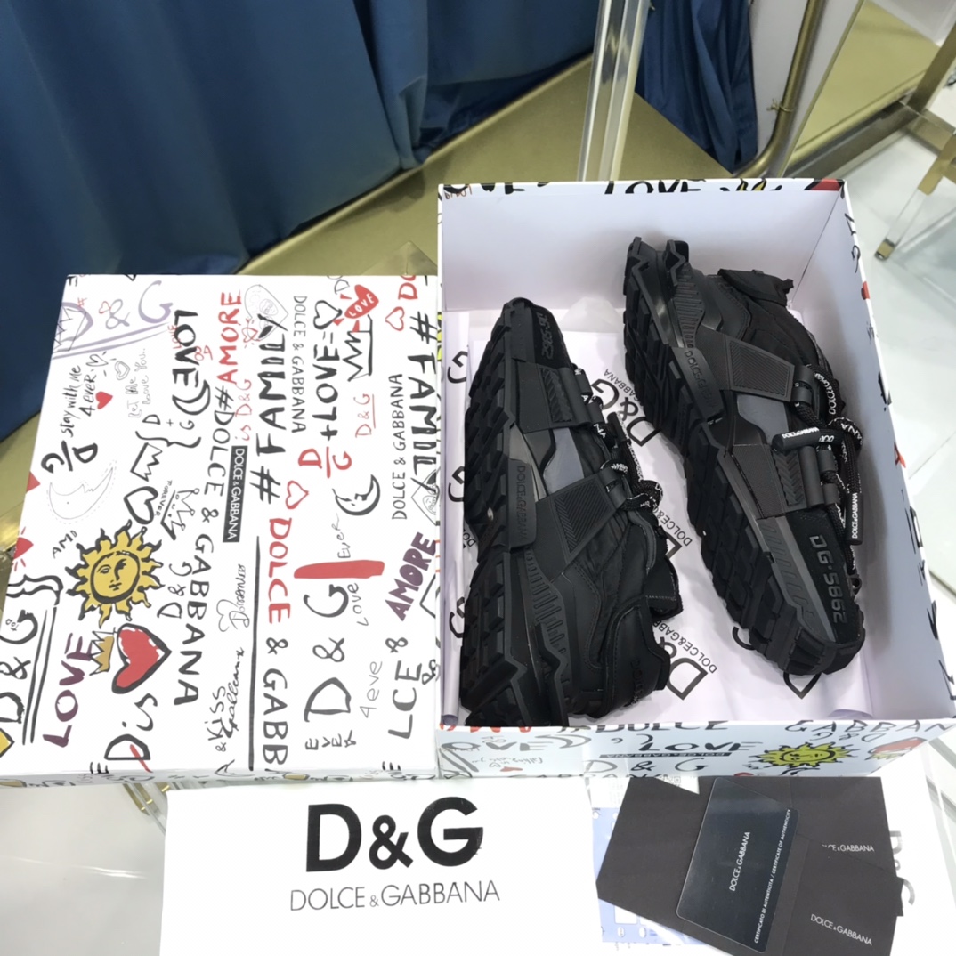 Dolce & Gabbana Mixed-Material Space Sneakers - DesignerGu