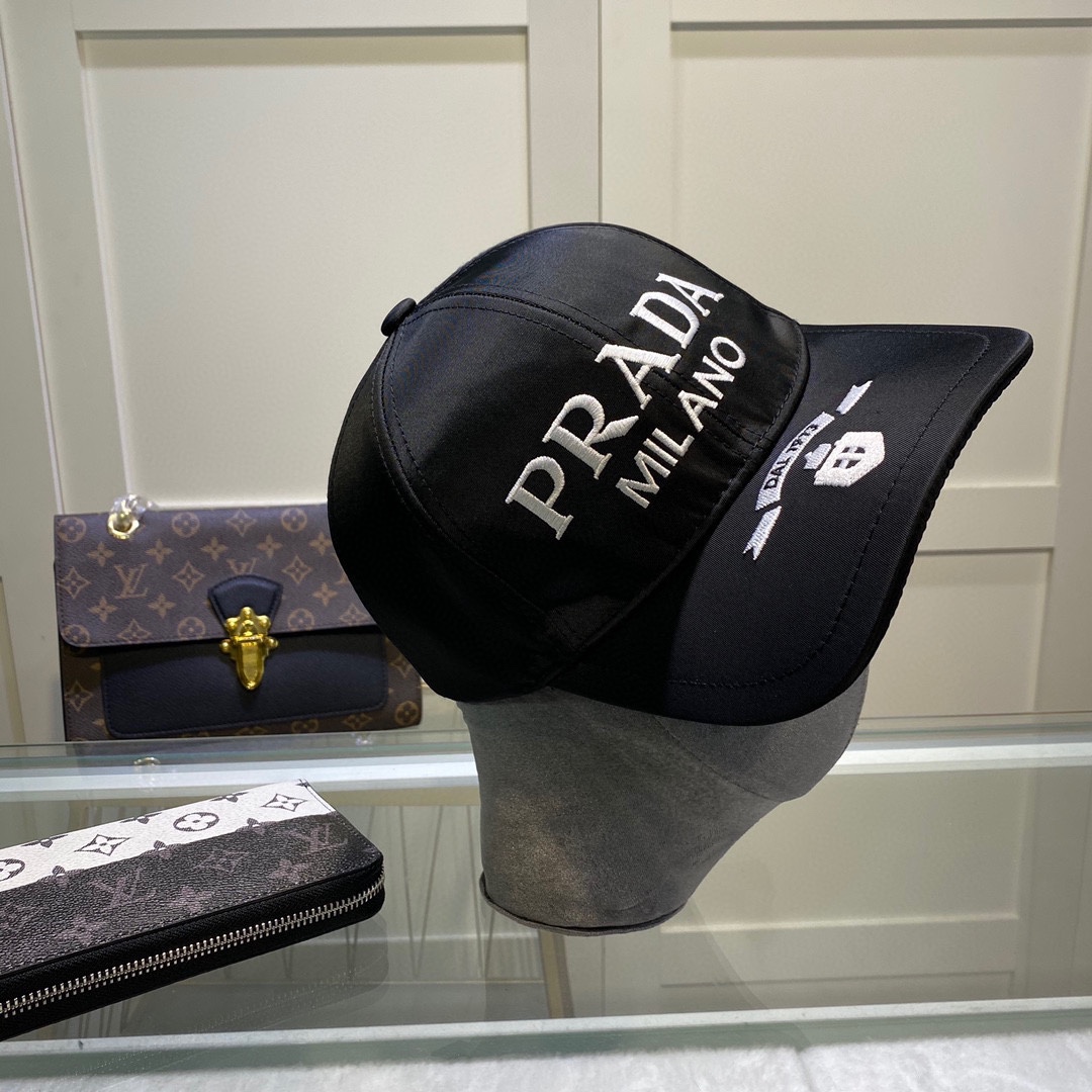 Prada Baseball Cap - DesignerGu