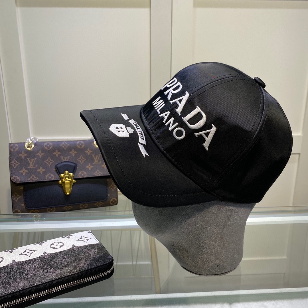 Prada Baseball Cap - DesignerGu