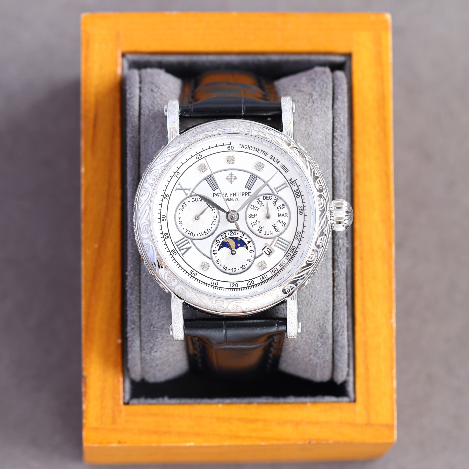 Patek Philipps Sa Watch  42mm - DesignerGu