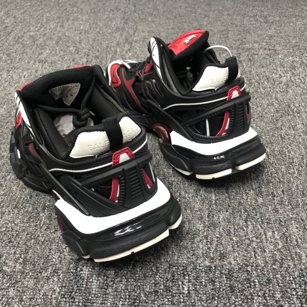 Balenciaga Track.2 Sneaker - DesignerGu