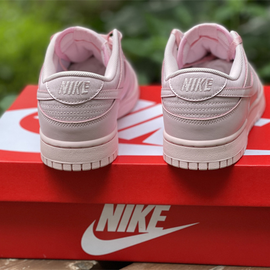 NIKE Dunk Low SE (GS) Sneaker    921803-601 - DesignerGu