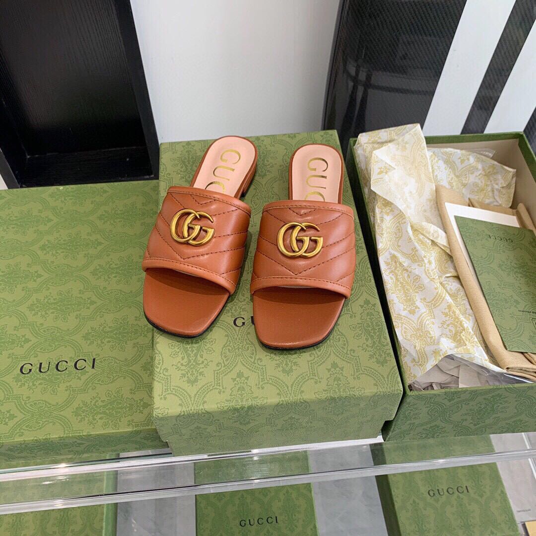 Gucci Women's Slide With Double G - DesignerGu