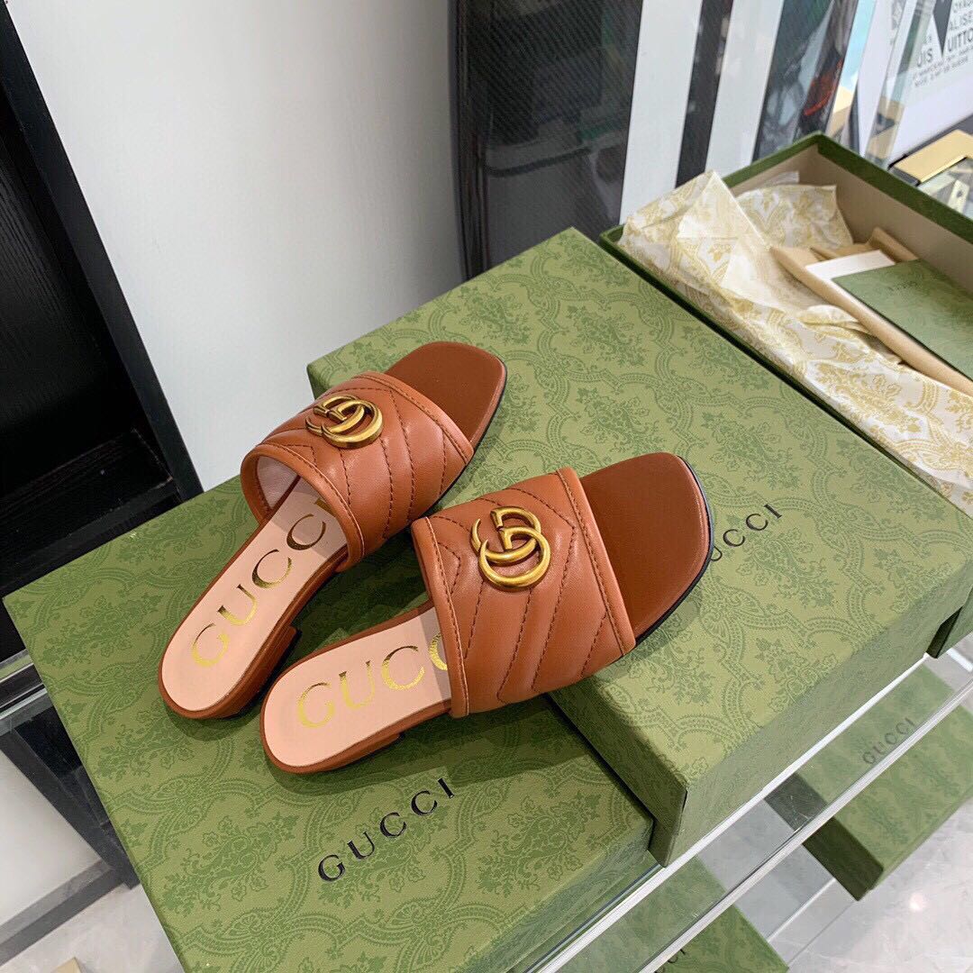 Gucci Women's Slide With Double G - DesignerGu