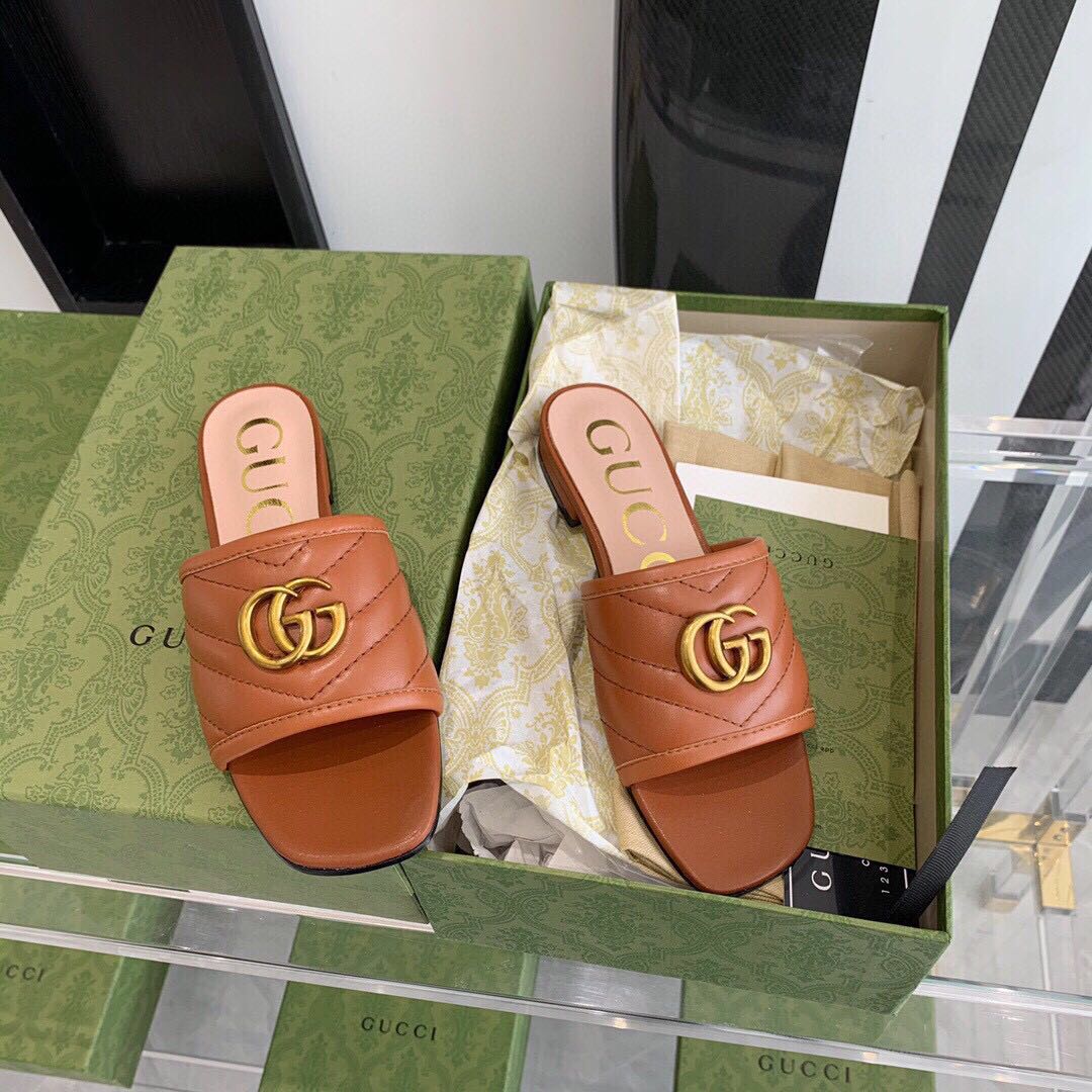 Gucci Women's Slide With Double G - DesignerGu