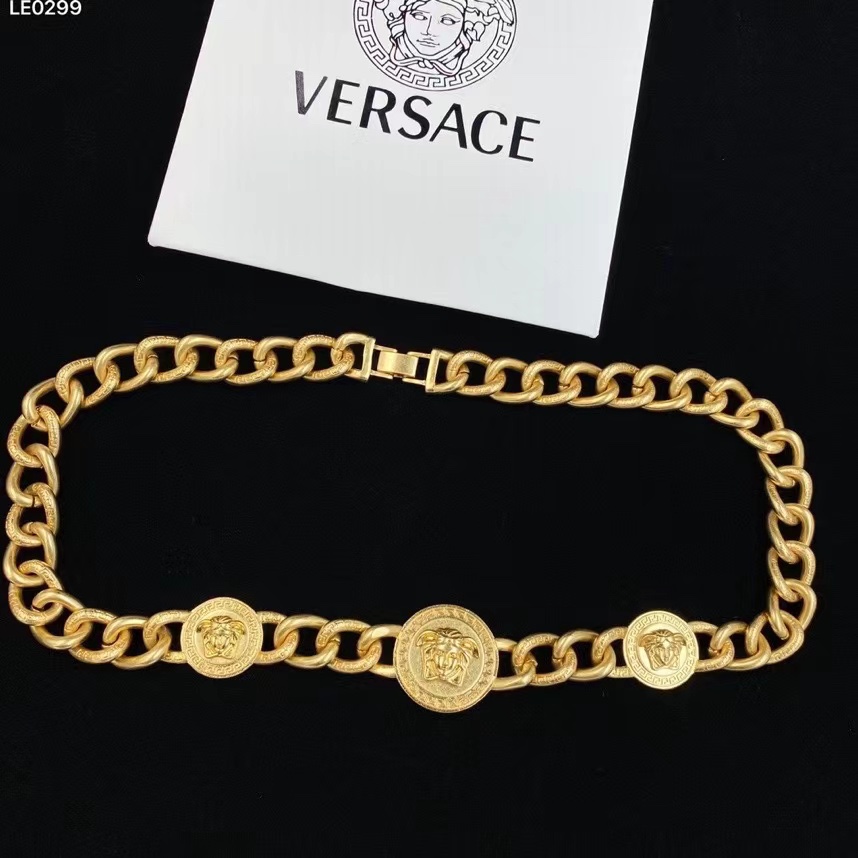 Versace Medusa Necklace - DesignerGu