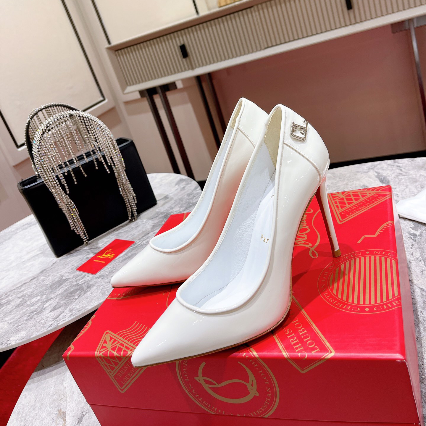 Christian Louboutin Sporty Kate Pump  85mm - DesignerGu