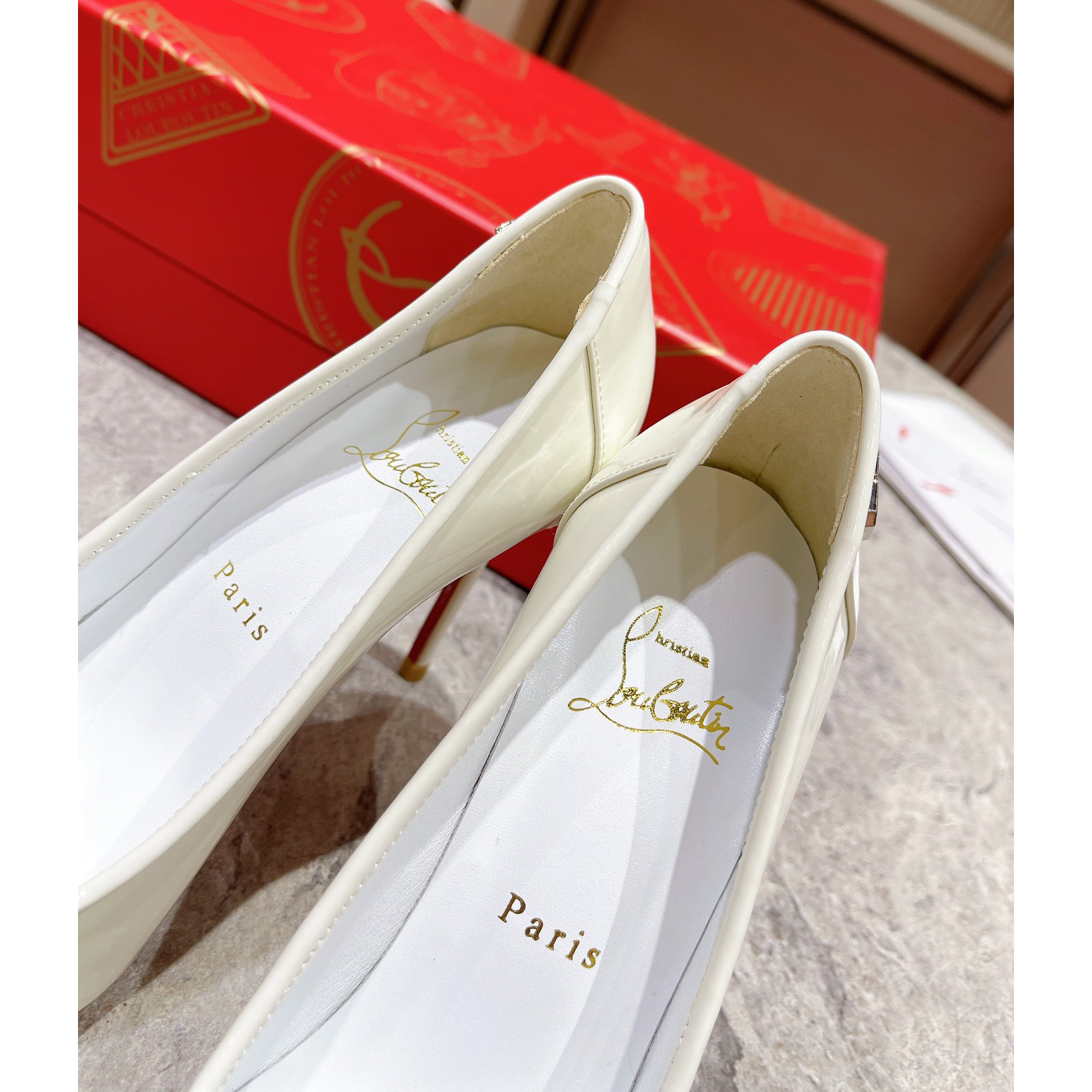 Christian Louboutin Sporty Kate Pump  85mm - DesignerGu