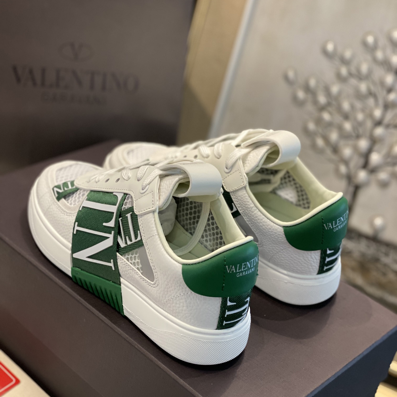 Valenti  VL7N Low-Top Sneakers In Calfskin And Mesh Fabric With Bands - DesignerGu