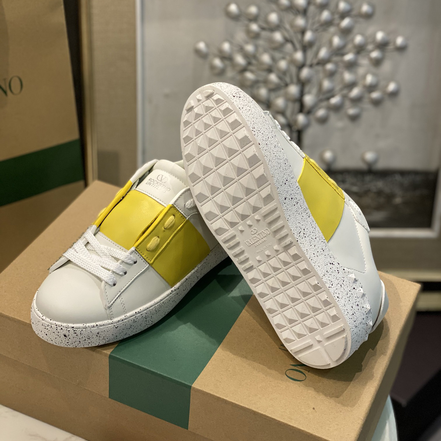 Valenti Open For A Change Sneaker In Bio-Based Material In White/Lemon Cream - DesignerGu