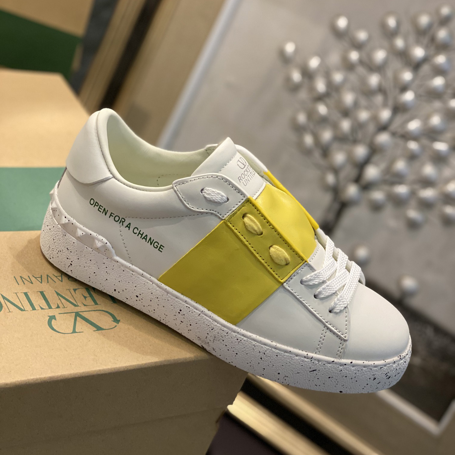 Valenti Open For A Change Sneaker In Bio-Based Material In White/Lemon Cream - DesignerGu