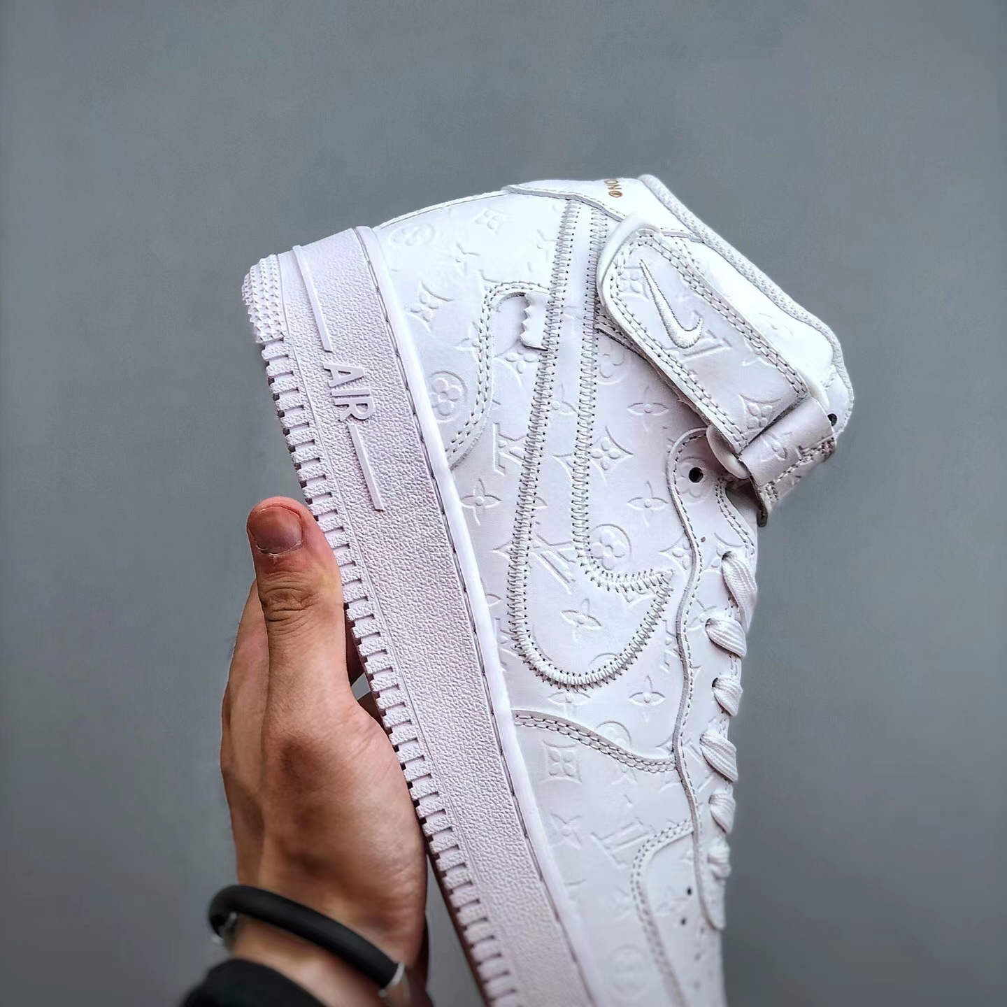 Louis Vuitton X Nike Air Force 1 Sneaker - DesignerGu