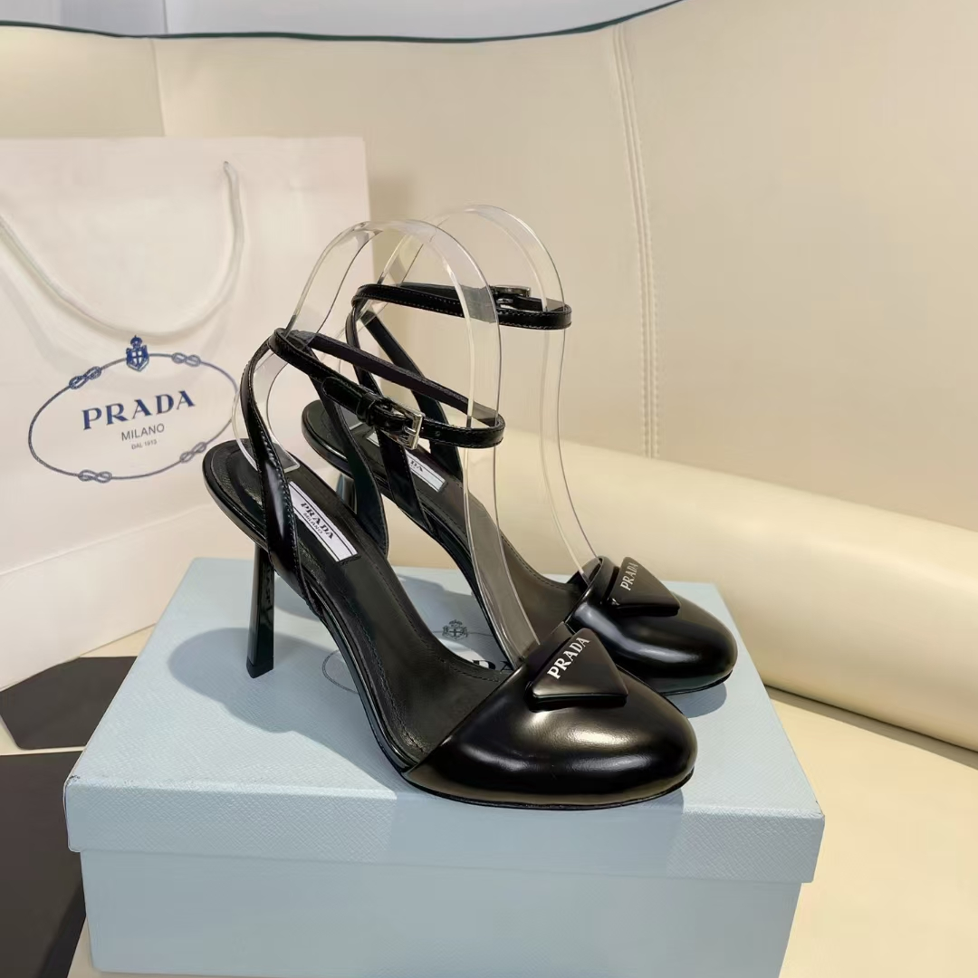 Prada Patent Leather Sling-Back Pumps - DesignerGu