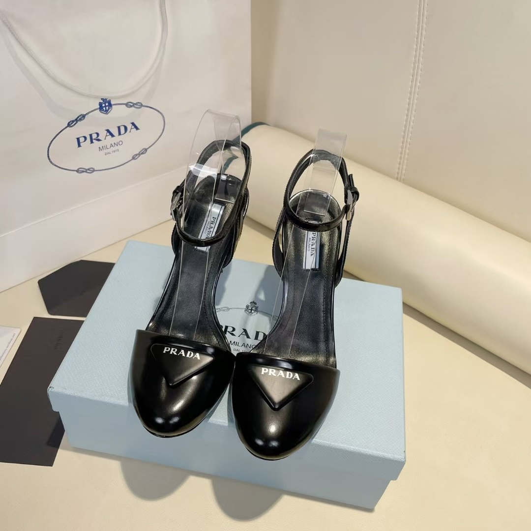 Prada Patent Leather Sling-Back Pumps - DesignerGu