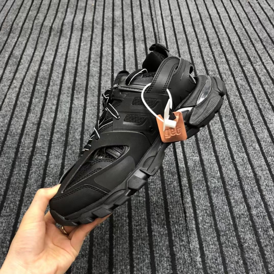 Balenciaga Track  Sneaker - DesignerGu