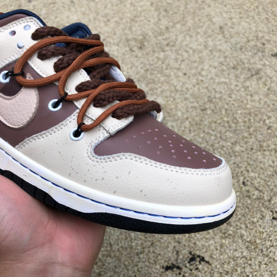 Nike SB Dunk Low Lot