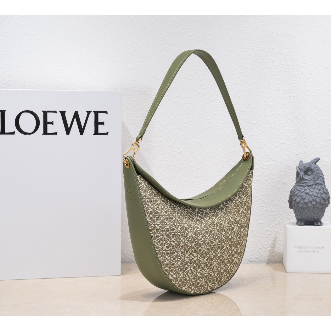 Loewe Luna Bag In Anagram Jacquard And Classic Calfskin(29.5-27-8cm) - DesignerGu