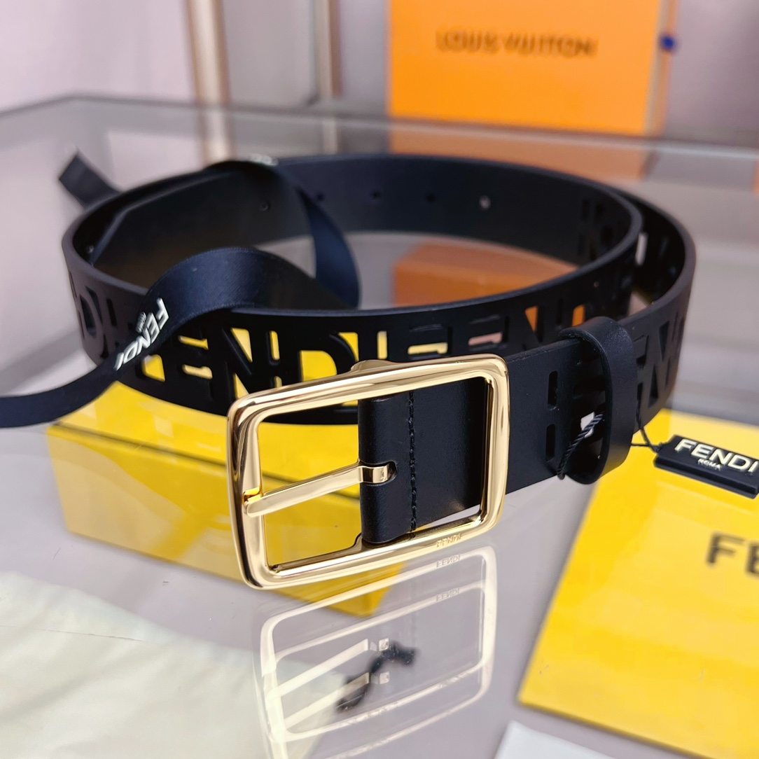 Fendi Leather Belt  - DesignerGu