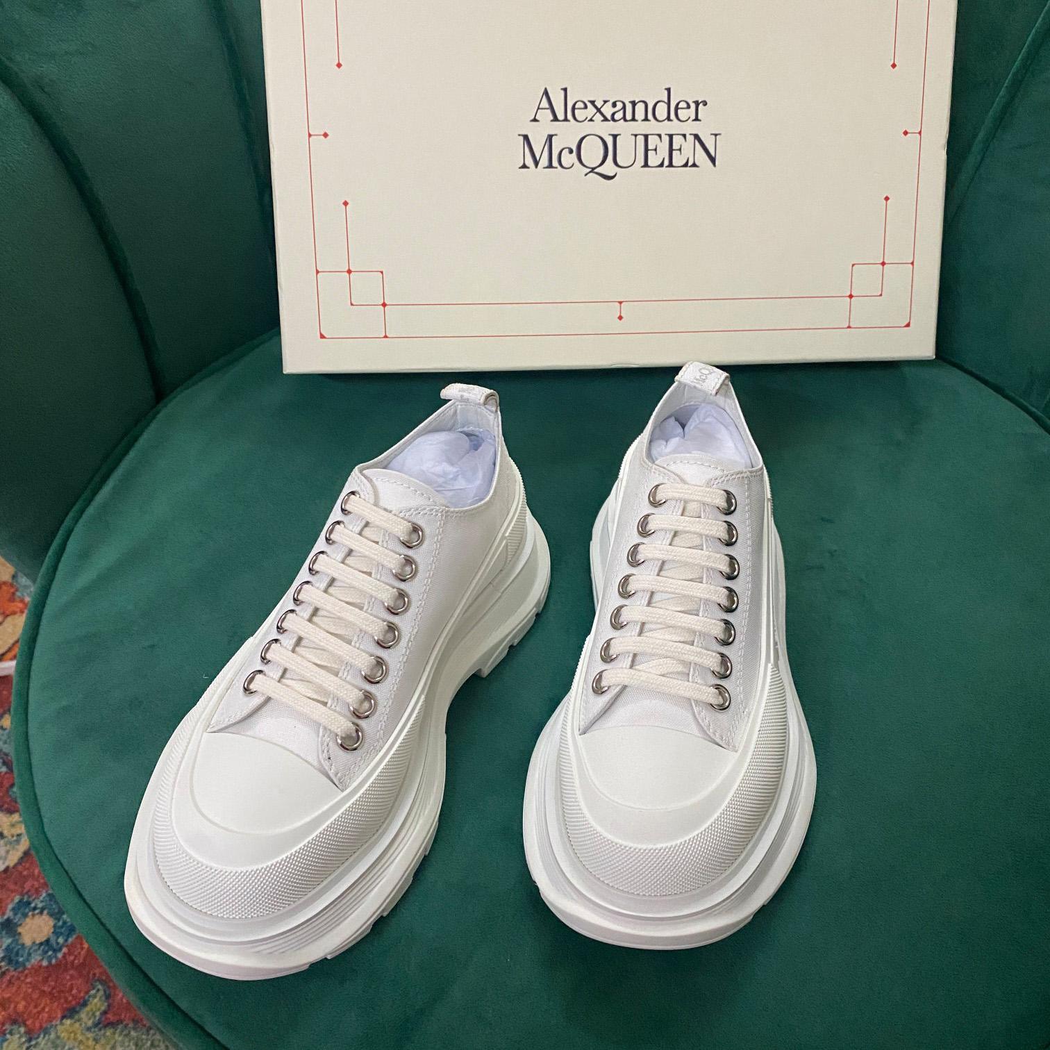 Alexander Mqueen Women's Tread Slick Lace Up In White - DesignerGu