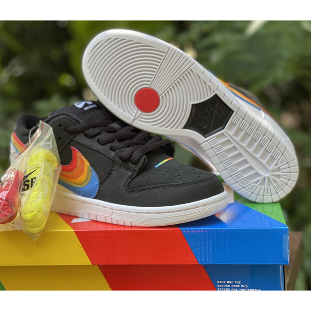 Polaroid x Nike Sb Dunk Low ''Polaroid'' Sneaker    DH7722-001 - DesignerGu