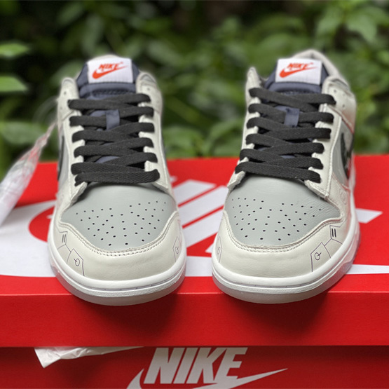 Nike Dunk Low “College Navy” Sneaker    DD1768-400 - DesignerGu