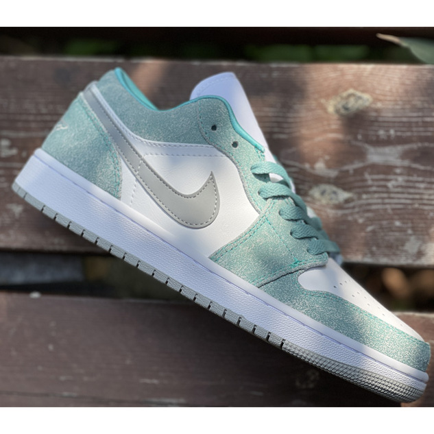 Air Jordan 1 Low ''New Emerald'' Sneaker  DN3705 301 - DesignerGu