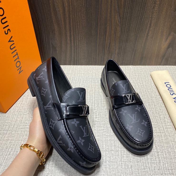 Louis Vuitton Major Loafer(Black) - DesignerGu