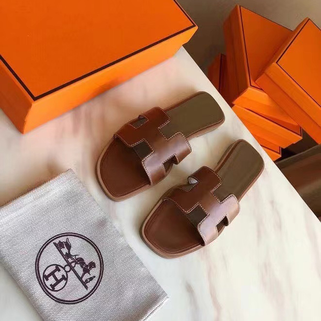 Hermes Leather Oran Sandals - DesignerGu