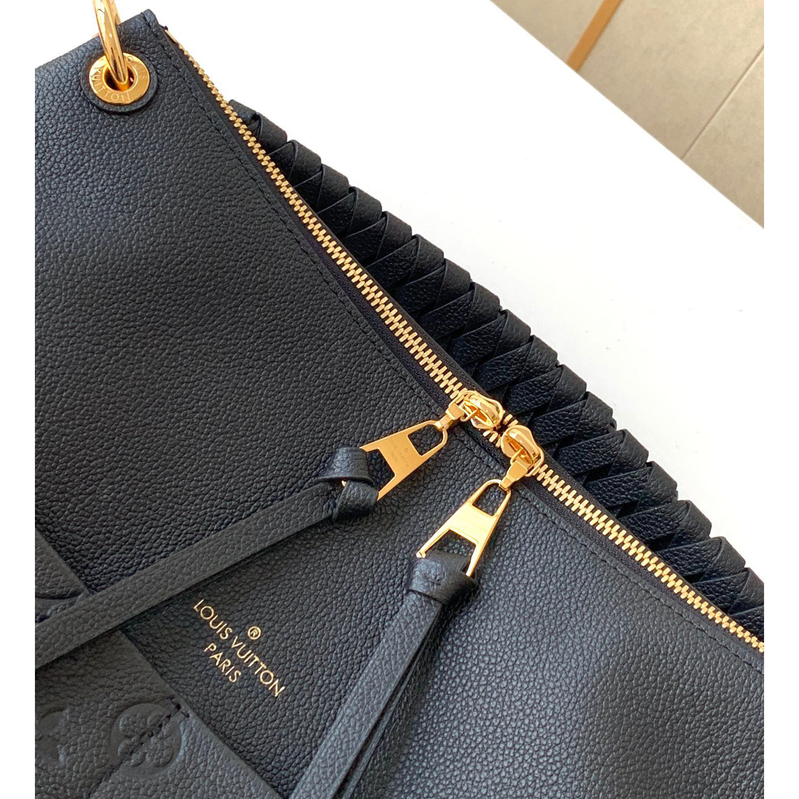 Louis Vuitton Maida Hobo(33-30-16CM) - DesignerGu