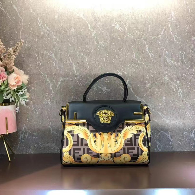 Versace Fendace La Medusa Medium Handbag(25-22-15cm) - DesignerGu