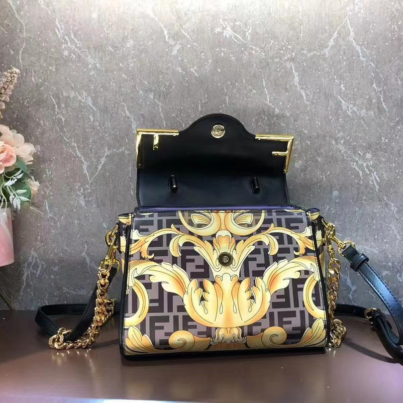 Versace Fendace La Medusa Medium Handbag(25-22-15cm) - DesignerGu