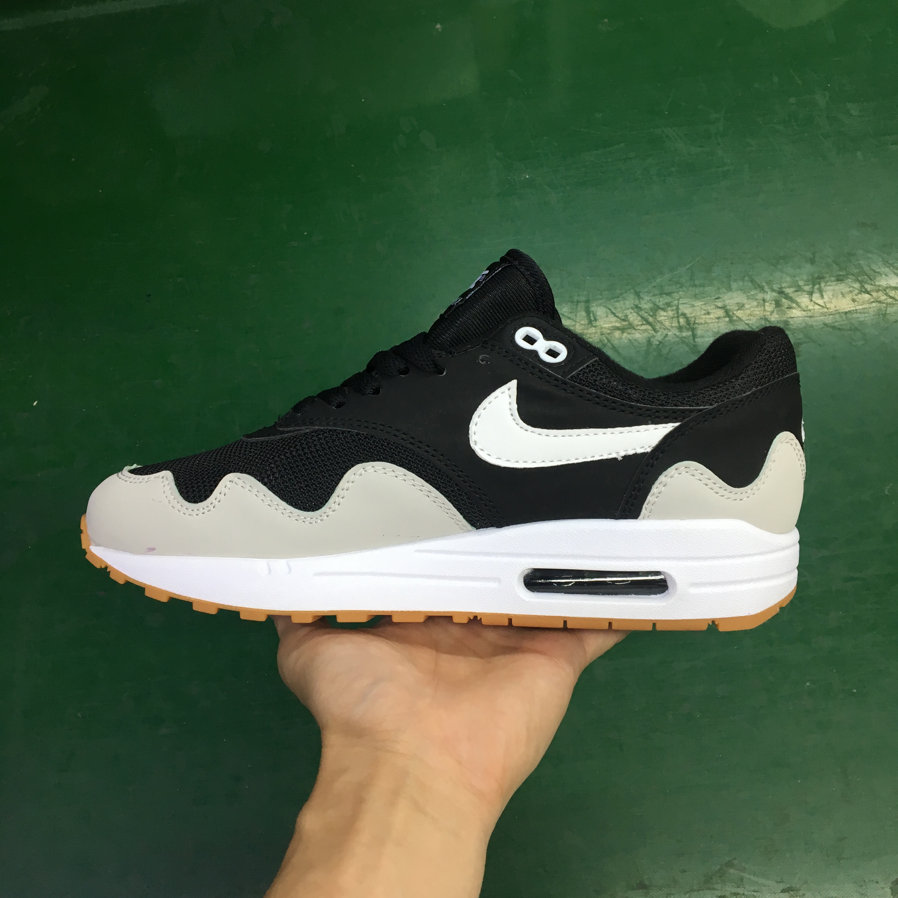 Patta x Nike Air Max 1“Monarch”Sneaker - DesignerGu