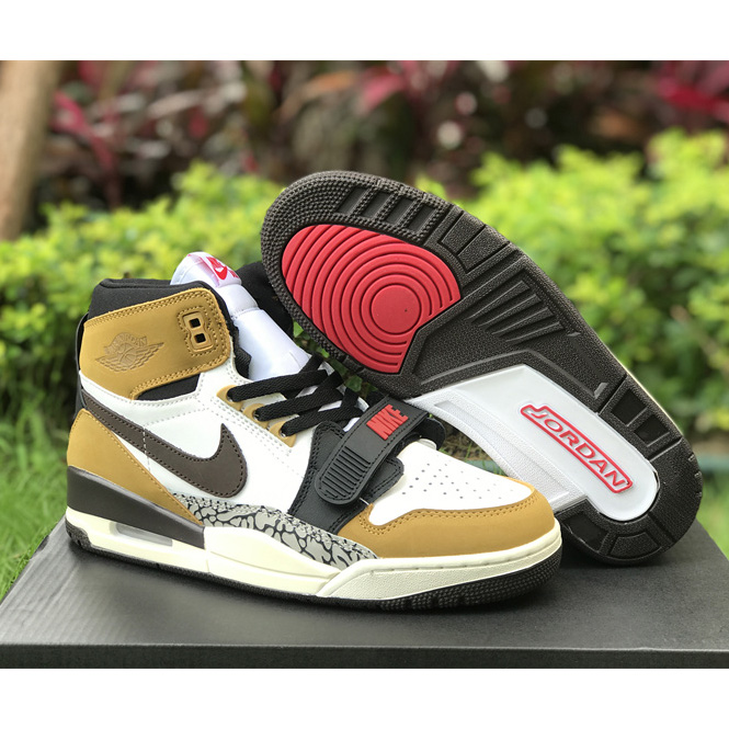 Air Jordan Legacy 312 Sneaker  AV3922-102 - DesignerGu