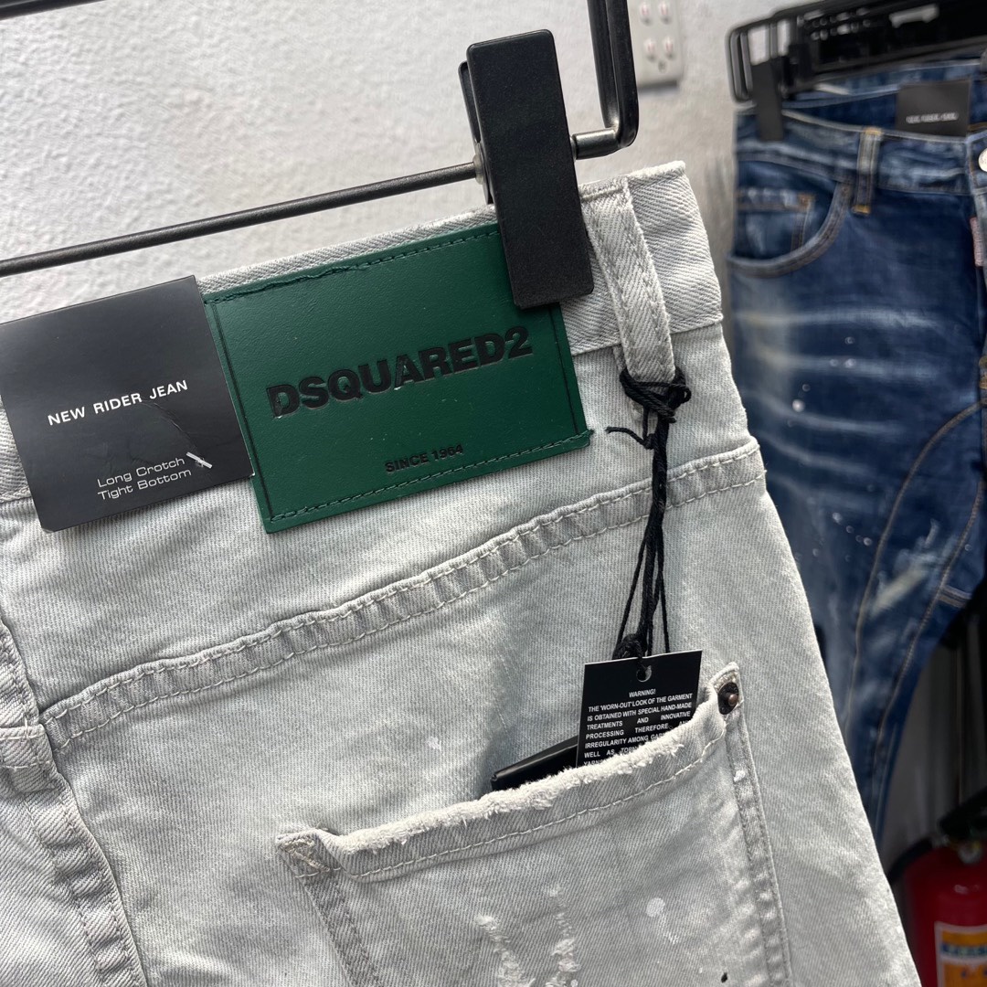 Dsquared2  Denim Jean   9103 - DesignerGu