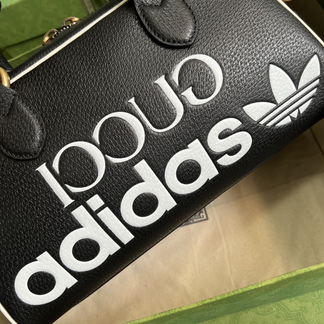 Adidas x Gucci Mini Duffle Bag(31.5-18-15.5cm) - DesignerGu