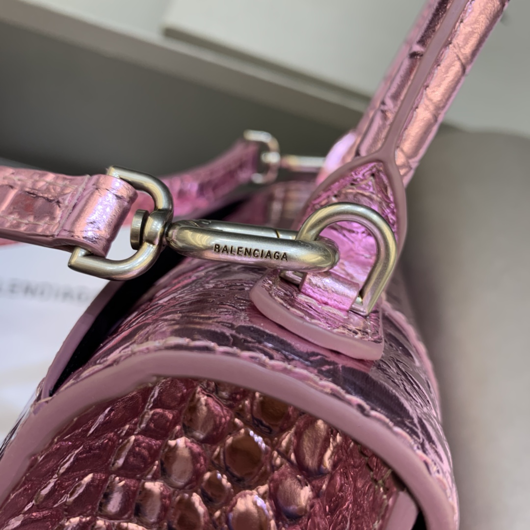 Balenciaga Hourglass Handbag In Pink Metallized Crocodile Embossed (23-10-14CM) - DesignerGu