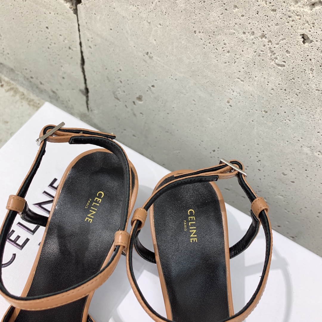 Celine Kitten With Metal Toe In Calfskin - DesignerGu