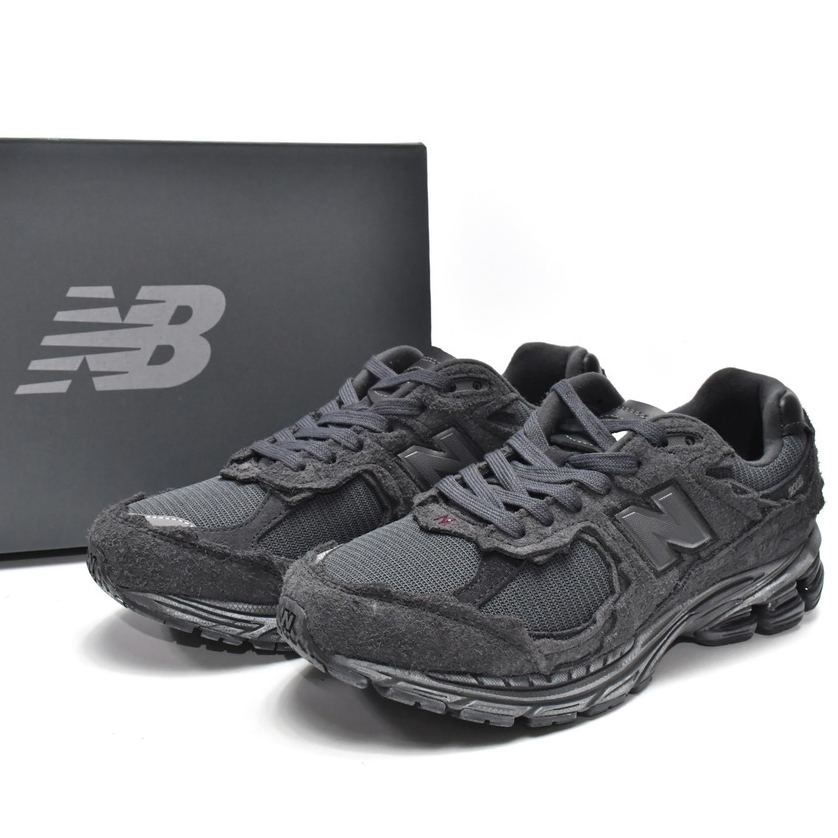 New Balance 2002R Phantom Black Sneakers   M2002RDB   - DesignerGu